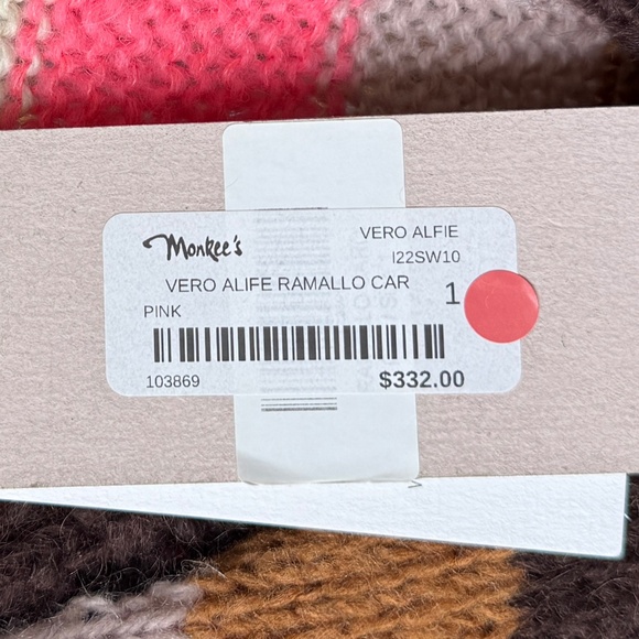 Vero Alfie Ramallo Cardigan - Picture 2 of 2